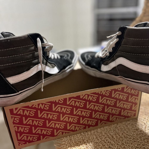 Vans of the World high sneakers used, size 46, black and brown