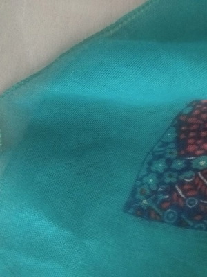 Indian summer scarf like new, large rectangular, polyester