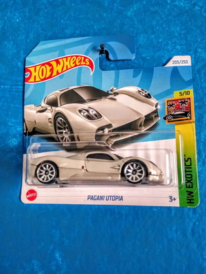 Hot Wheels Pagani Utopia new toy car