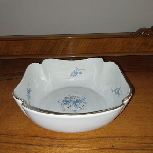 Porcelain like new, 2 Limoges salad bowls and 2 Sherzer platters