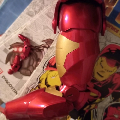 Iron Man armor hand used from Deagostini