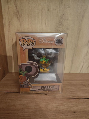 Funko Pop! Disney Wall-E #400 near mint