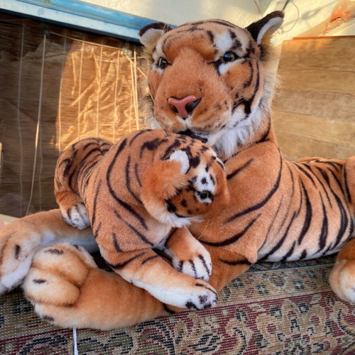 Large plush decorative tiger like new