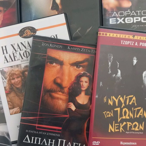 Pack of 15 DVDs like new, various genres