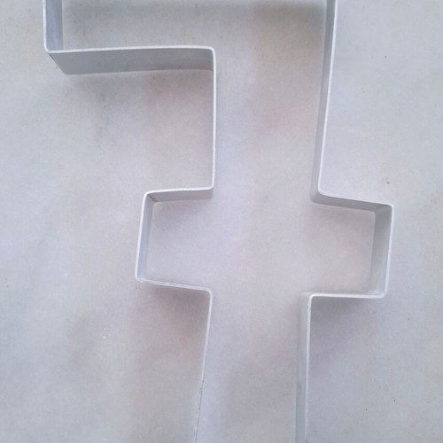 Cake mold number 7 aluminum used for baking