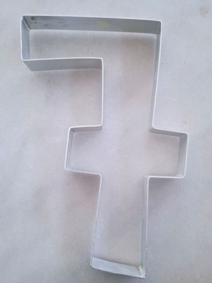 Cake mold number 7 aluminum used for baking