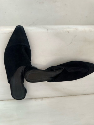 Zara black suede sandal size 37 new