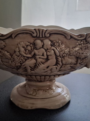 Italian vintage centerpiece bowl used, neoclassical Capodimonte style