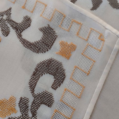 Vintage square tablecloth like new, 70x70 cm, finely crafted