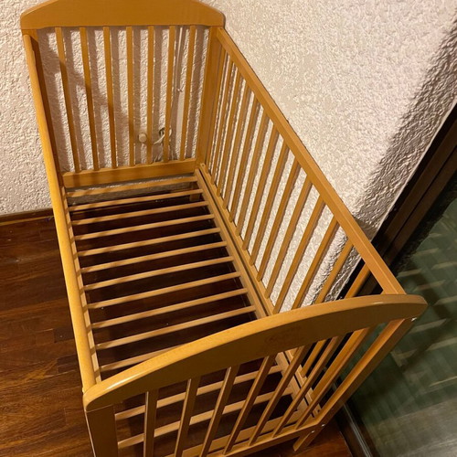 Lito wooden baby cot like new with mattress