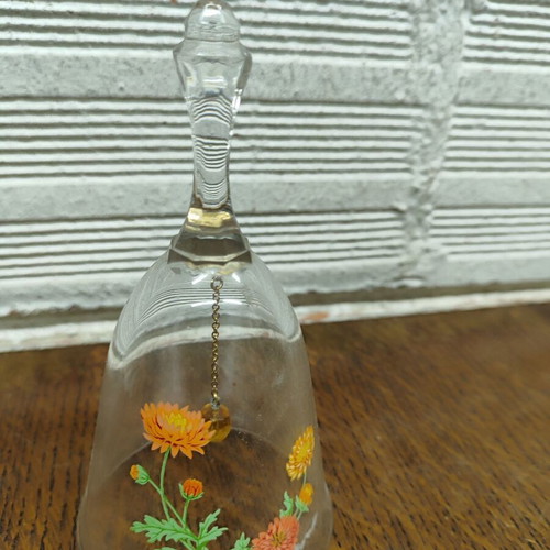 Crystal decorative bell used, 24% lead crystal with autumn flowers