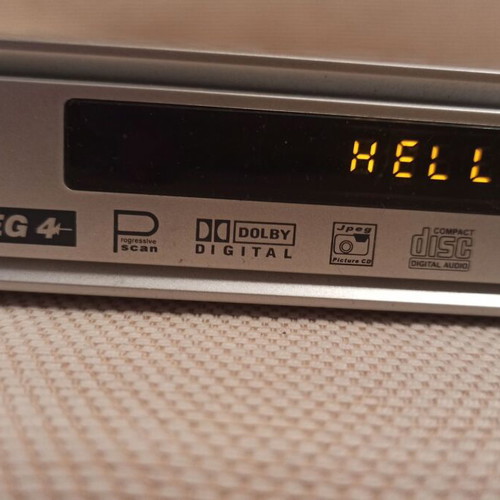 Silver Crest CD-DVD Player μοντέλο ΚΗ 6522 μεταχειρισμένο χωρίς τηλεχειριστήριο