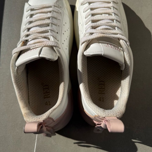 Red Valentino RED(V) sneakers like new, white with pink details size 41