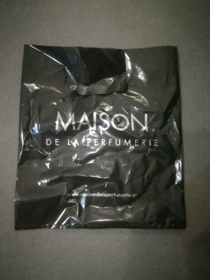 Maison nylon bag like new, black