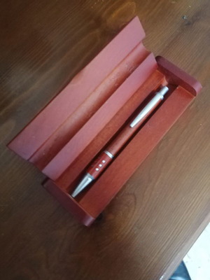 Pen in wooden case new