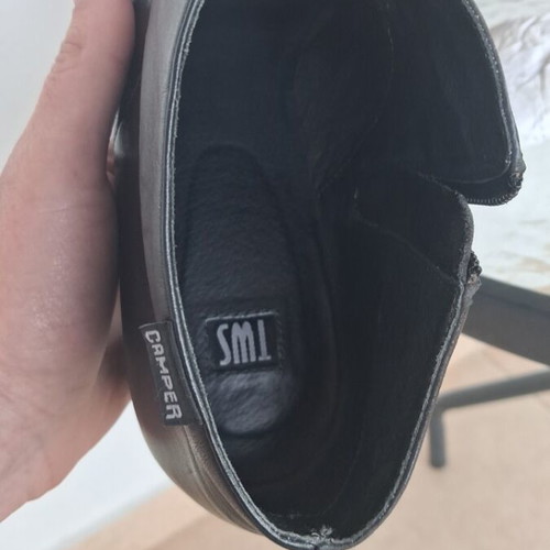 Camper leather ankle boots like new, black