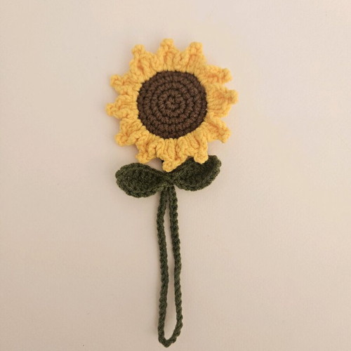 Handmade crochet sunflower wall hanging like new