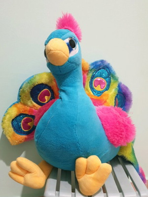 Large plush peacock like new