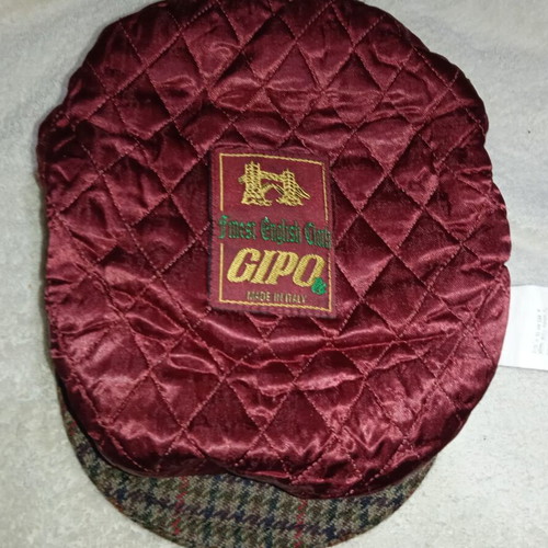 GIPO flat cap new, all-wool Glen check pattern, size Small 56