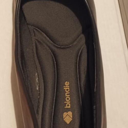 Blondie Black Anatomical Pumps like new, size 39