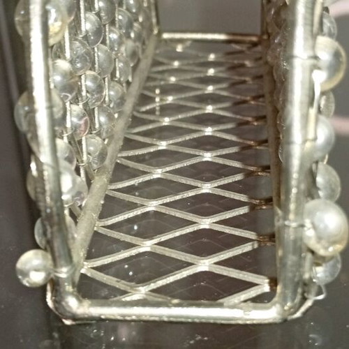 Vintage napkin holder with pearls like new