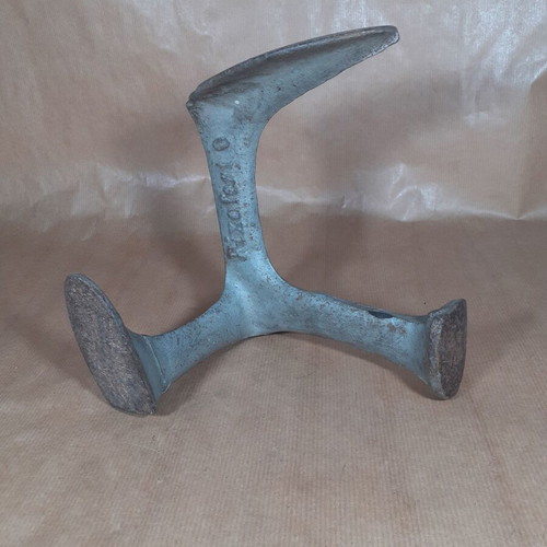 Tsagkaris Anvil Kalopodi (Triple) Fixfest used, very good condition