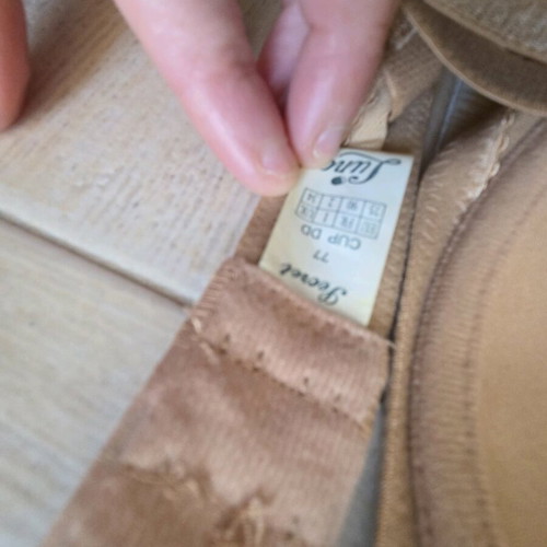 Luna Bra with Removable Straps like new, black and beige