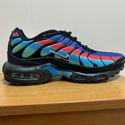 Nike Tn Air athletic shoes new, size 42, black