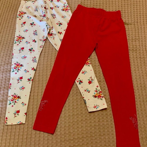 Girls' seasonal clothes size 5-6 like new, pack of 13 pieces