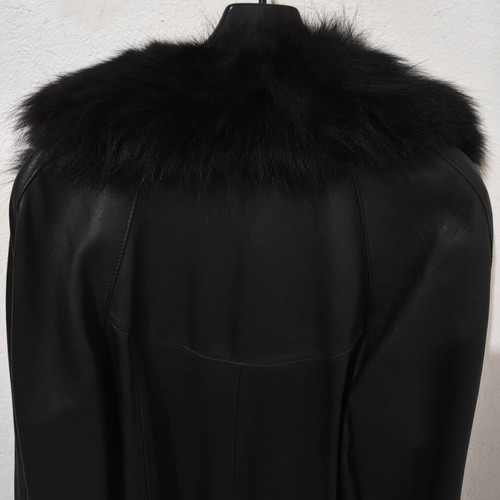 Leather coat long with detachable fur collar like new, black