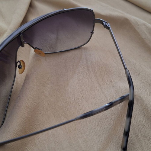 3Guys men's sunglasses metal frame mask shape like new, black