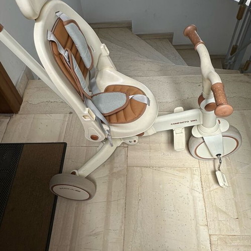 Byox tricycle bike 3 in 1 beige like new for 12-72 months