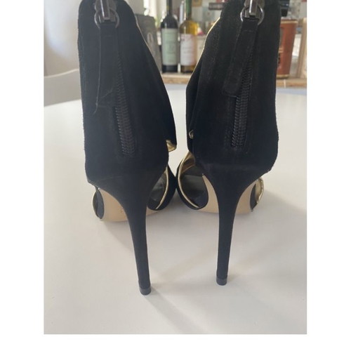 Zara suede sandals used, size 38, black