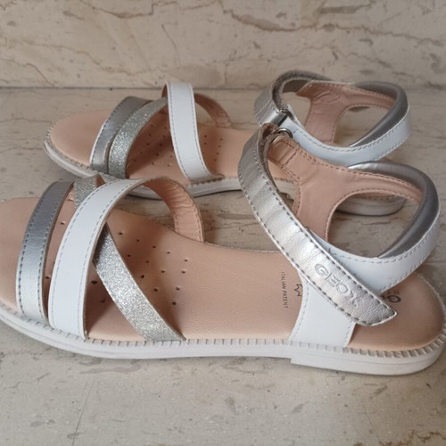 Geox sandals size 34 like new, white and silver leather