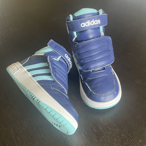 Adidas kids sports boots like new, size 27, blue