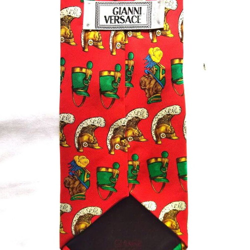 Vintage Gianni Versace tie 100% silk like new