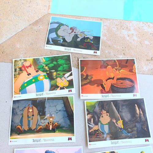 Astérix et les Vikings Cinema-Used Lobby Card Set of 13