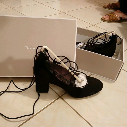 Tamaris suede low heels new, size 38, black