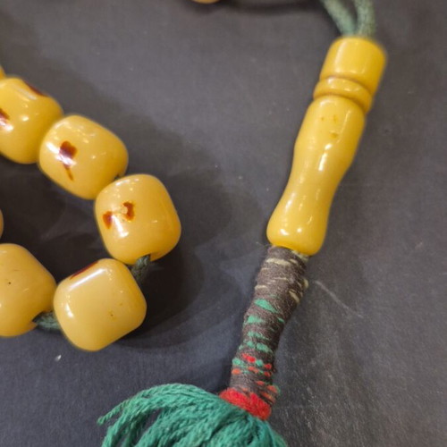 Komboloi made of mastic used, 33 beads 12×13mm
