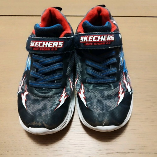 Αθλητικά παπούτσια Skechers για αγόρι νούμερο 32, σαν καινούργια