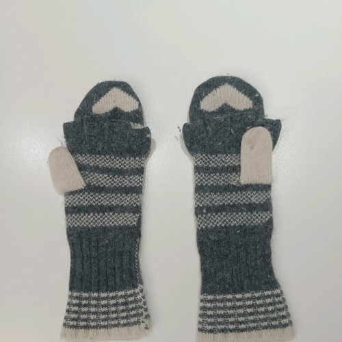 Knitted gloves convertible to mittens grey-beige like new