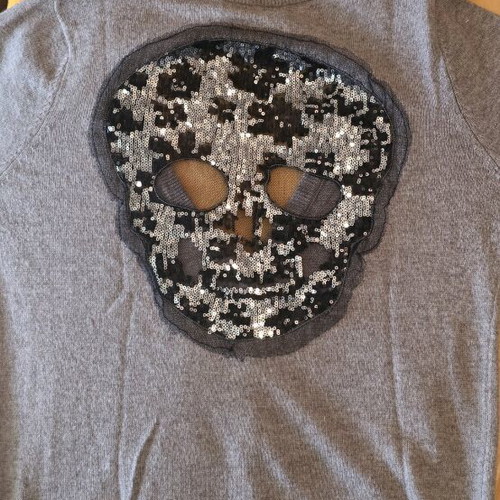 Beige cardigan with skull like new