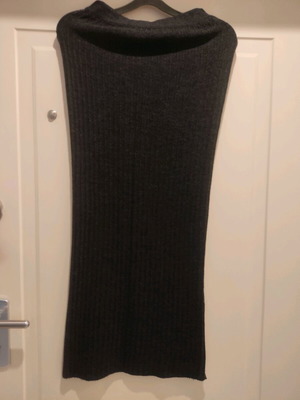 Knitted pencil maxi skirt used, dark gray