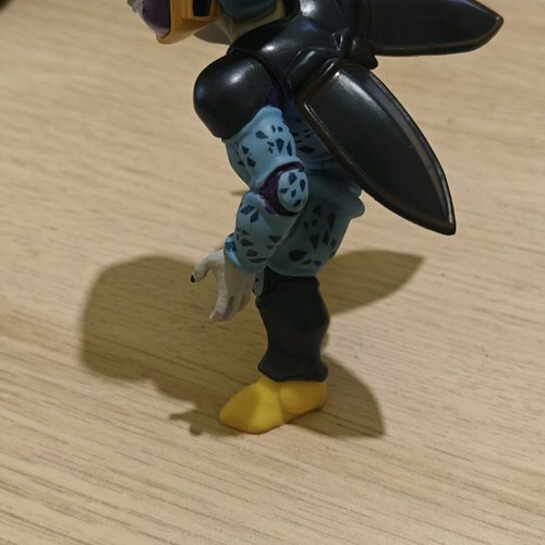 Dragonball Cell and Cell Jr figures like new, approx 11cm