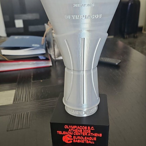 Trophy like new