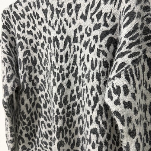 Women's sweater used with grey animal print, one size