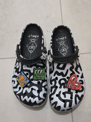 Crocs x Keith Haring shoes like new, size 40, black