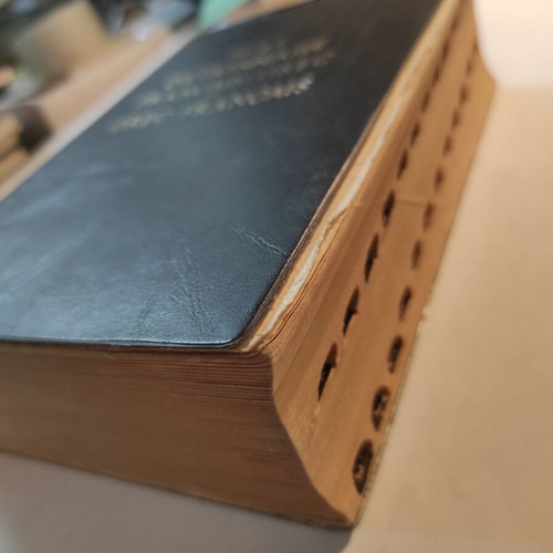 Divry's French-Greek Dictionary used