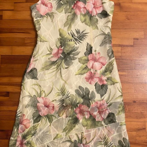 Vintage floral summer dress, airy, like new, size large