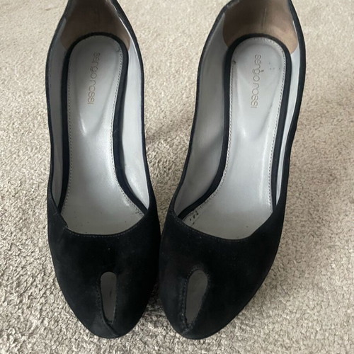 Sergio Rossi black suede pumps used with front opening